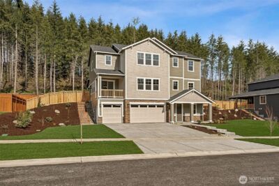 15814 210th Avenue E #310, Bonney Lake, WA 98391