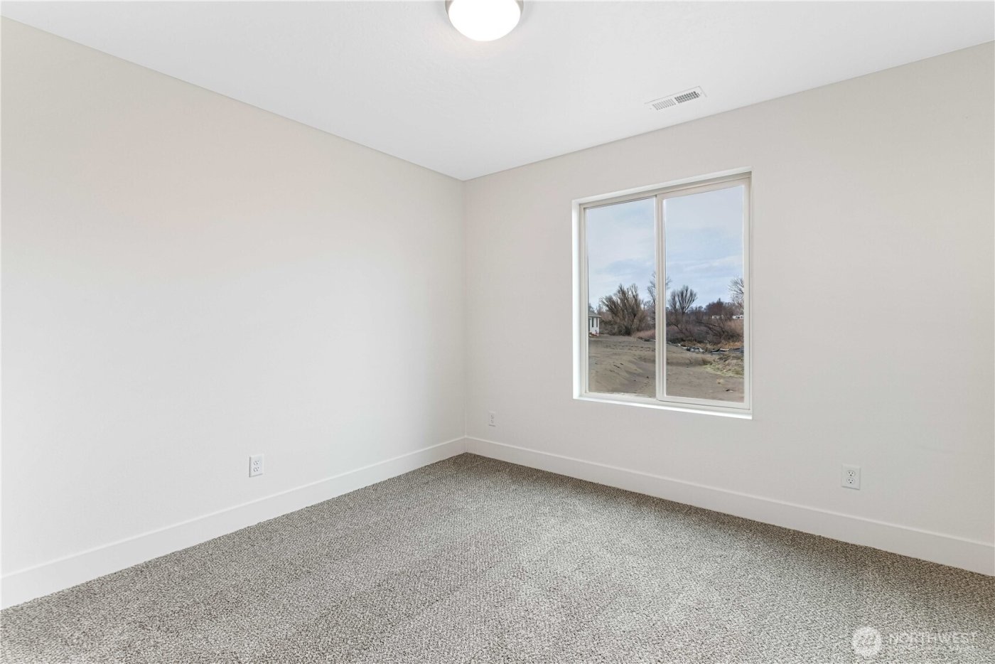 308 N Sandy Loop , Moses Lake, WA 98837