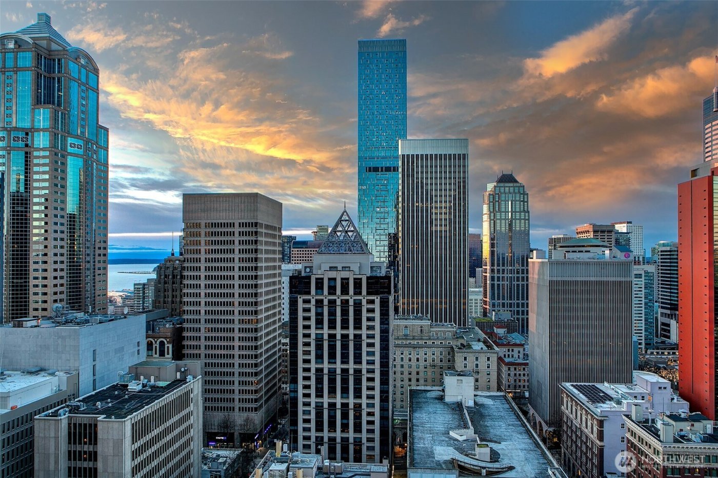 909 5th Avenue #2301, Seattle, WA 98164