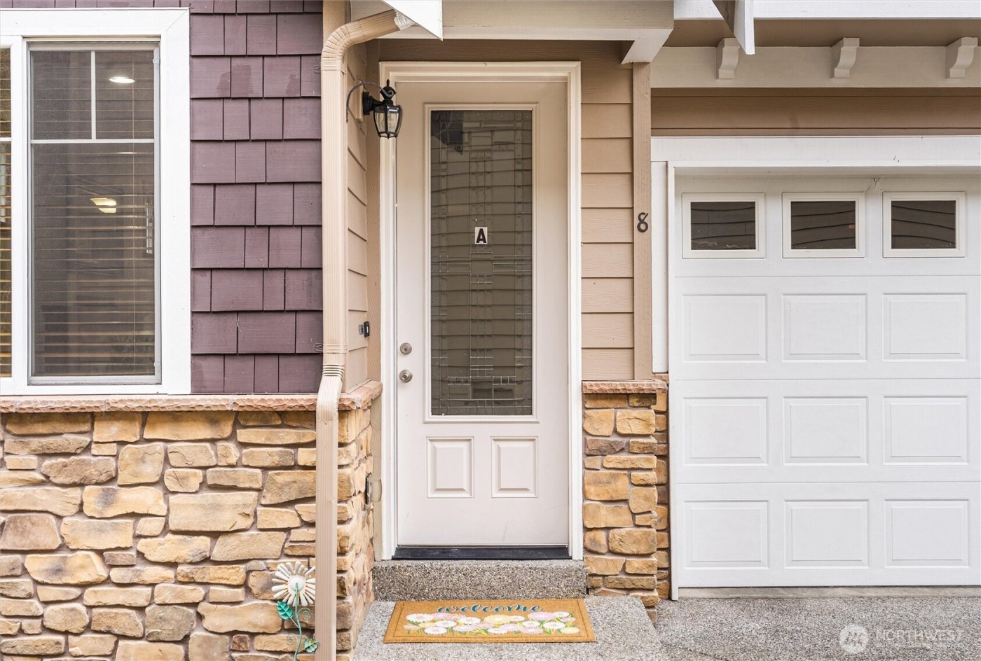 5110 153rd Place SW #A, Edmonds, WA 98026