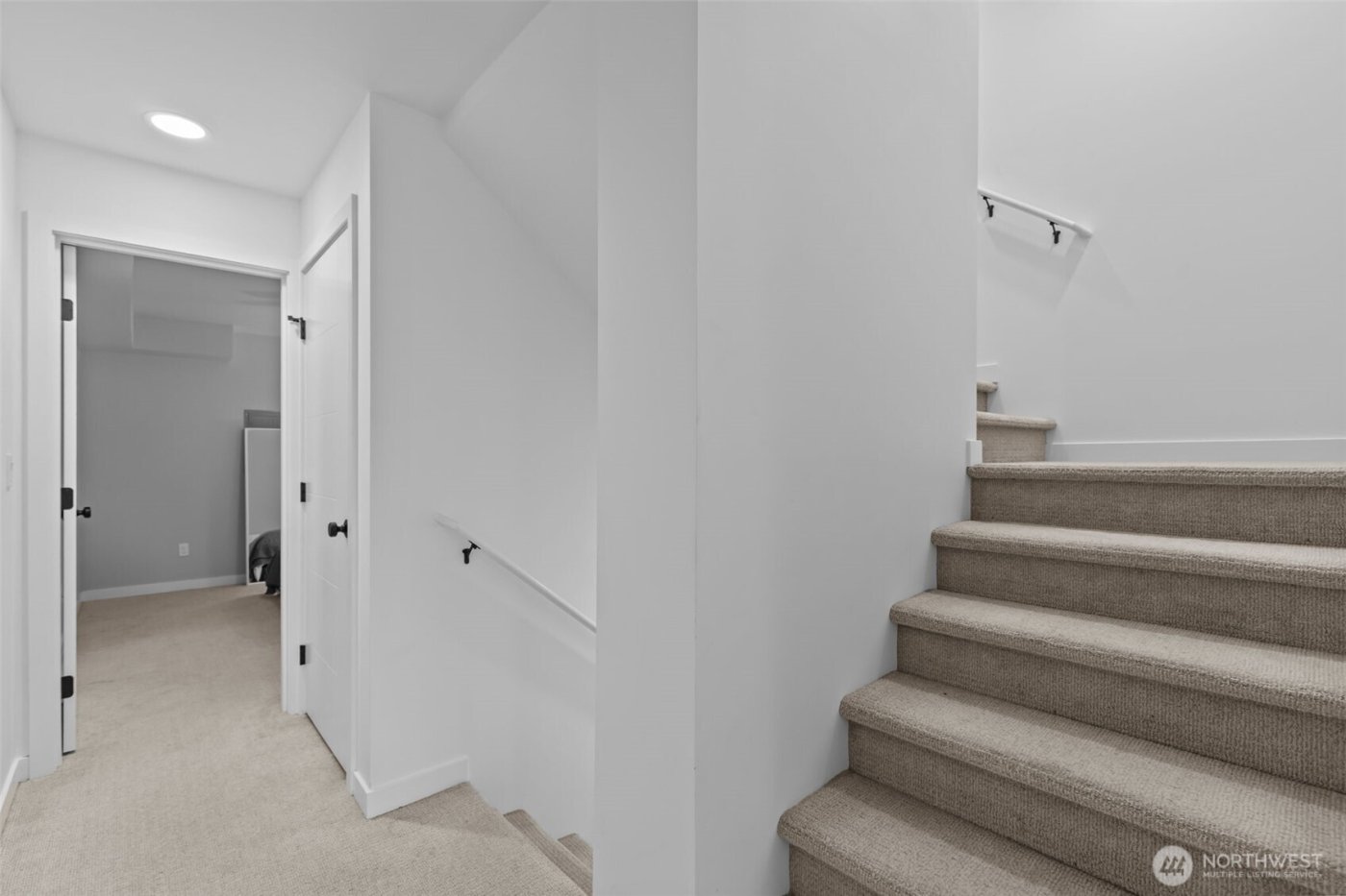 806 NW 50th Street #B, Seattle, WA 98107