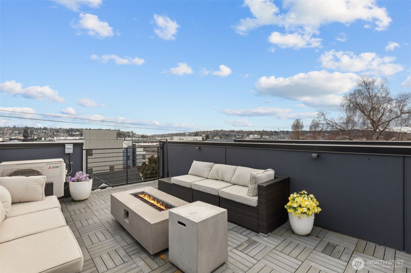 806 NW 50th Street #B, Seattle, WA 98107