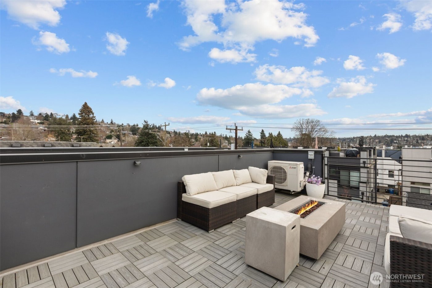 806 NW 50th Street #B, Seattle, WA 98107