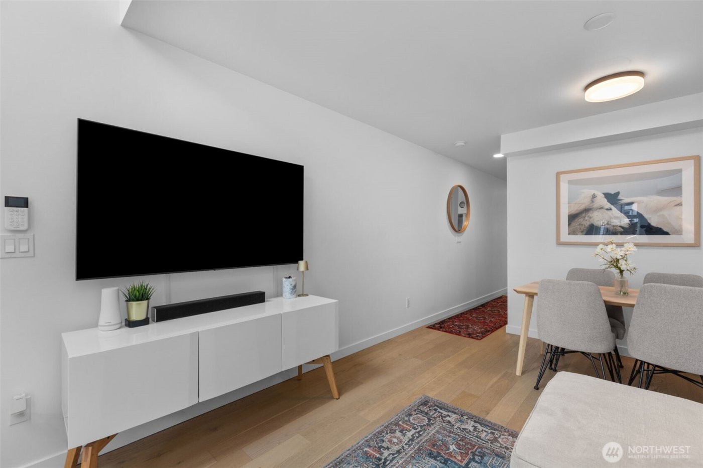 806 NW 50th Street #B, Seattle, WA 98107