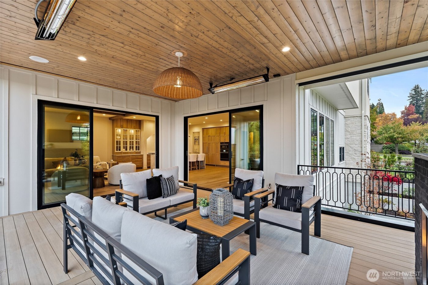 4103 43rd Avenue NE, Seattle, WA 98105