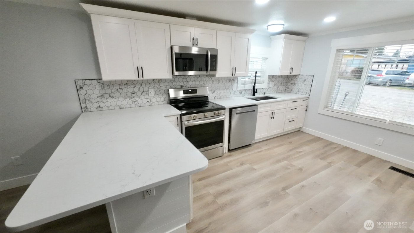 2392 Douglas Rd #39, Ferndale, WA 98248