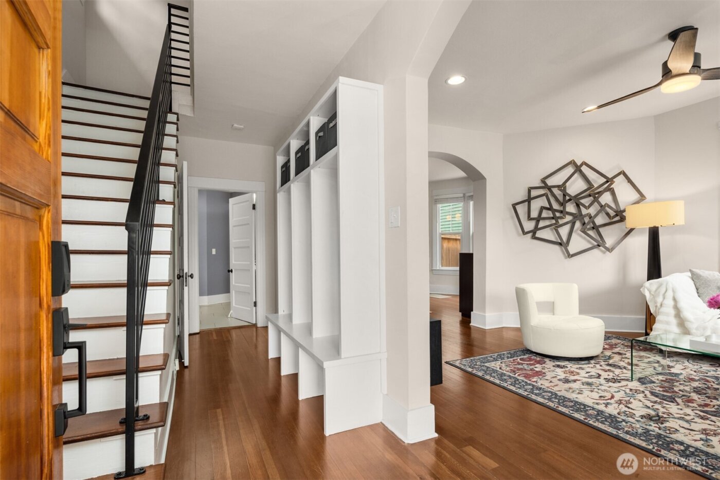 325 23rd Avenue E, Seattle, WA 98112