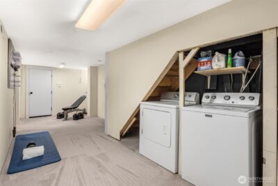 325 23rd Avenue E, Seattle, WA 98112 - Photo 16