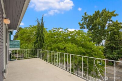 325 23rd Avenue E, Seattle, WA 98112 - Photo 28