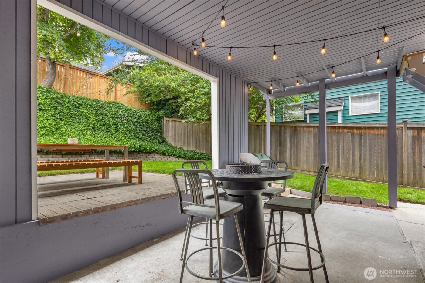 325 23rd Avenue E, Seattle, WA 98112