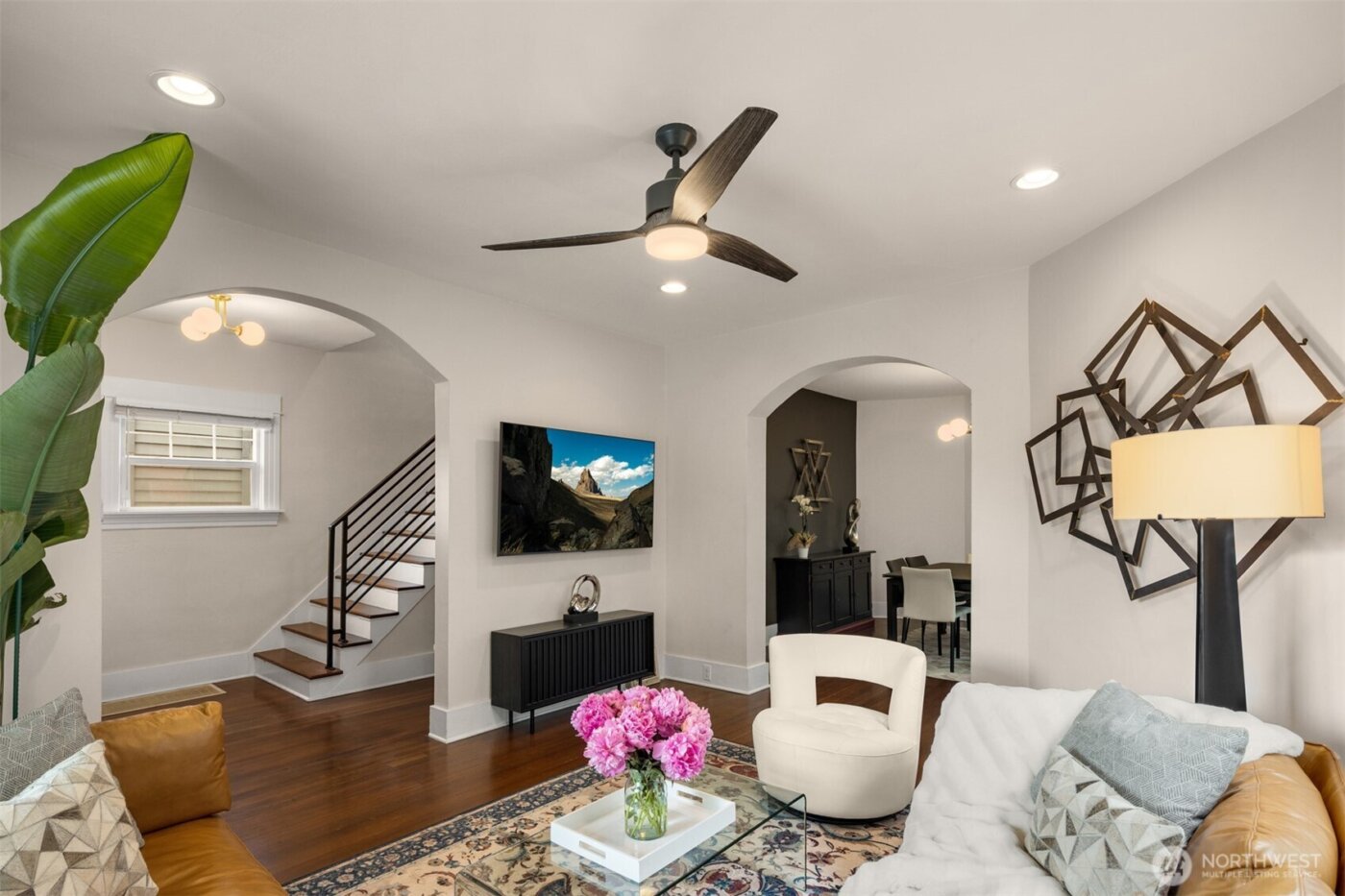 325 23rd Avenue E, Seattle, WA 98112