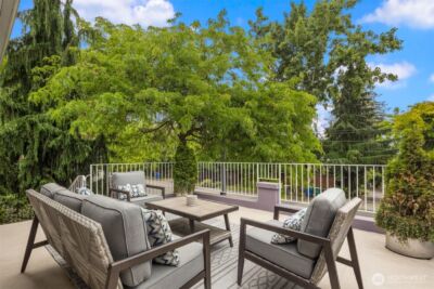 325 23rd Avenue E, Seattle, WA 98112 - Photo 33