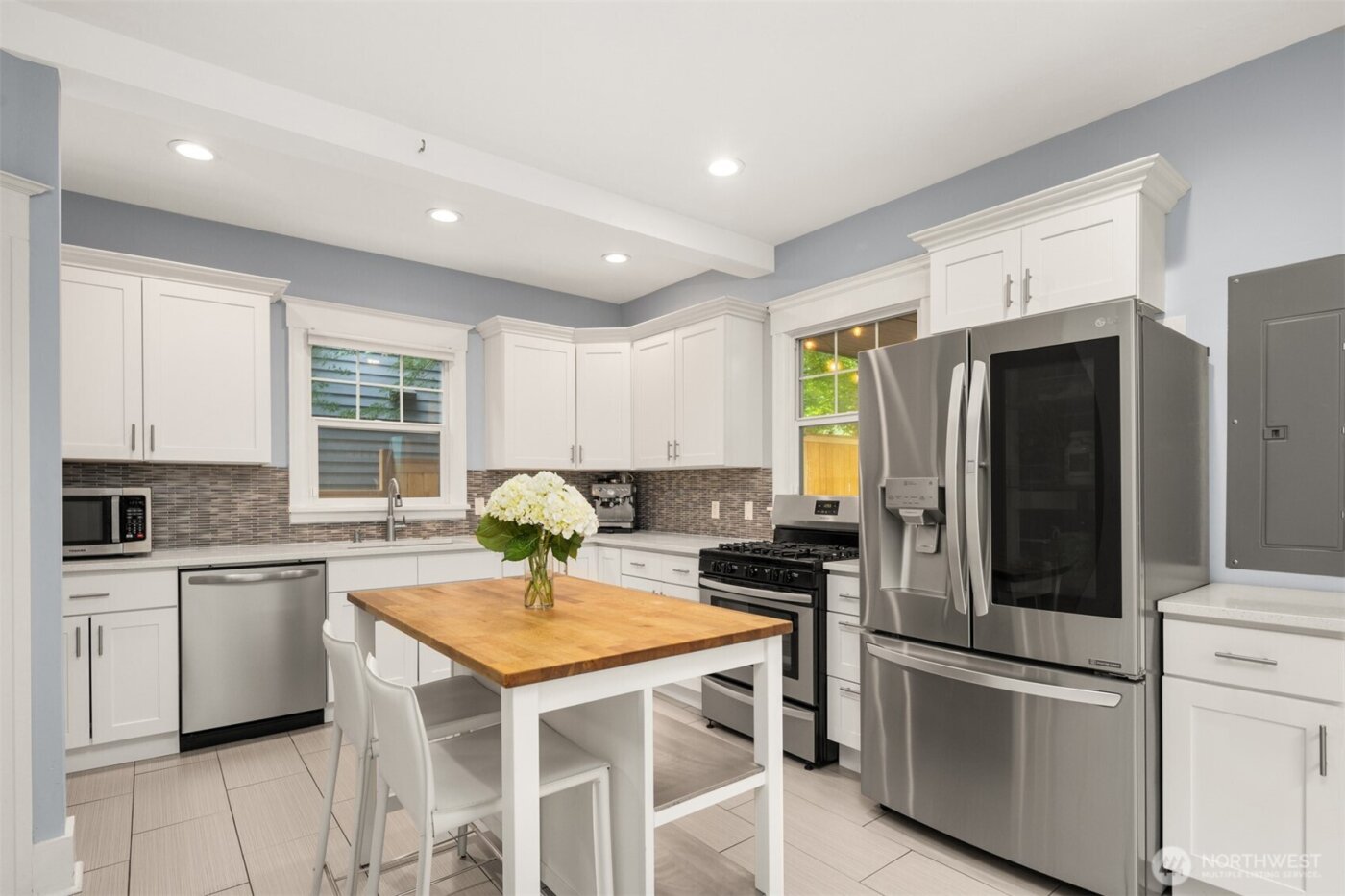 325 23rd Avenue E, Seattle, WA 98112