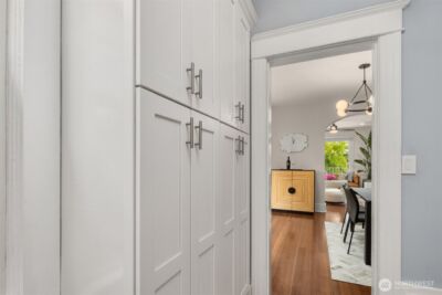 325 23rd Avenue E, Seattle, WA 98112 - Photo 9