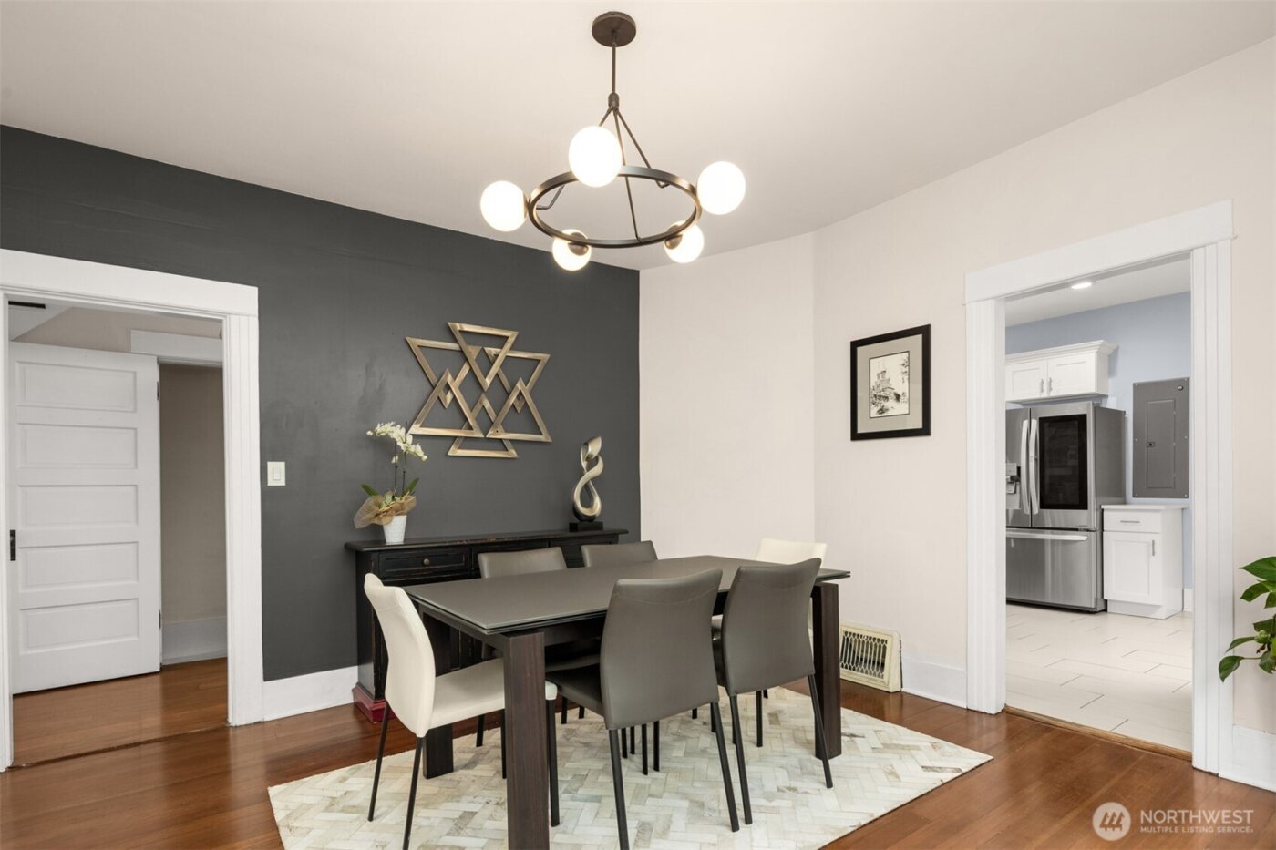 325 23rd Avenue E, Seattle, WA 98112