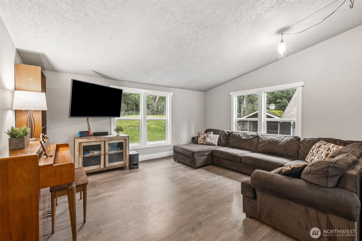 29313 318th Avenue SE, Ravensdale, WA 98051