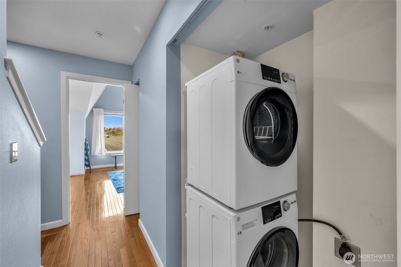 1541 Cherrylane Place S #1541, Seattle, WA 98144