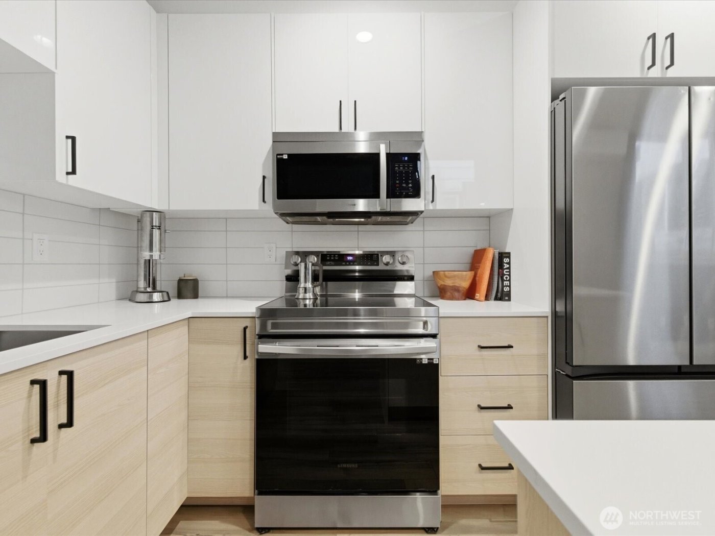 909 Hiawatha Place S #C, Seattle, WA 98144