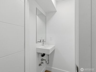 909 Hiawatha Place S #C, Seattle, WA 98144 - Photo 10