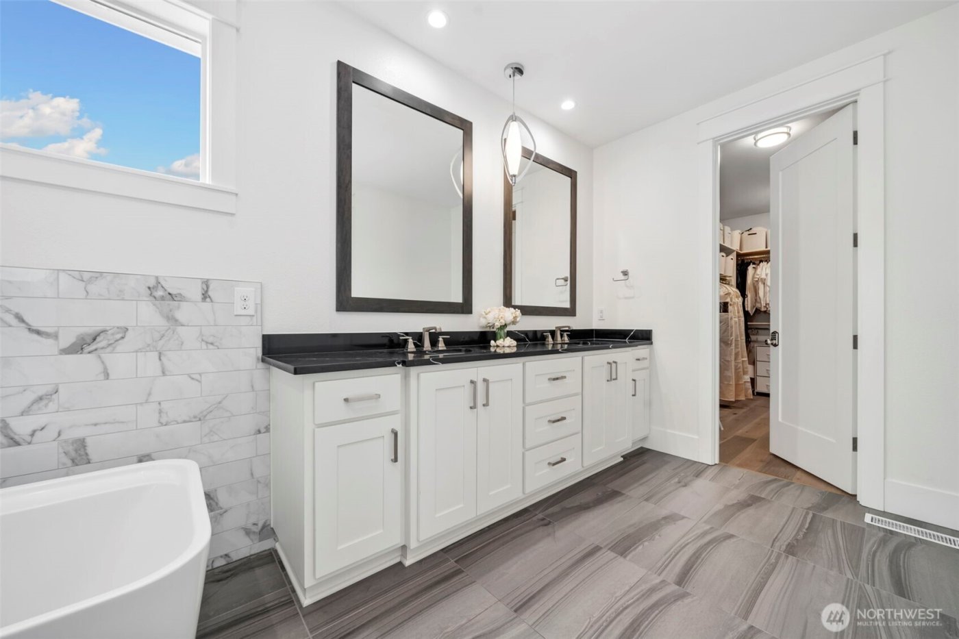 12806 NW 40th Avenue , Vancouver, WA 98685