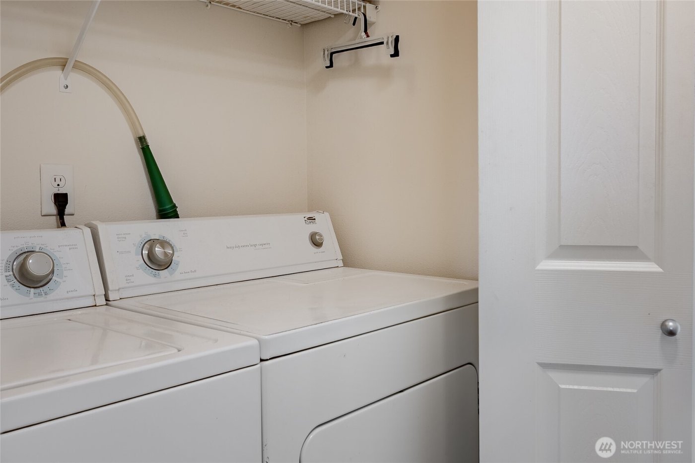 7454 Sole Drive , Blaine, WA 98230