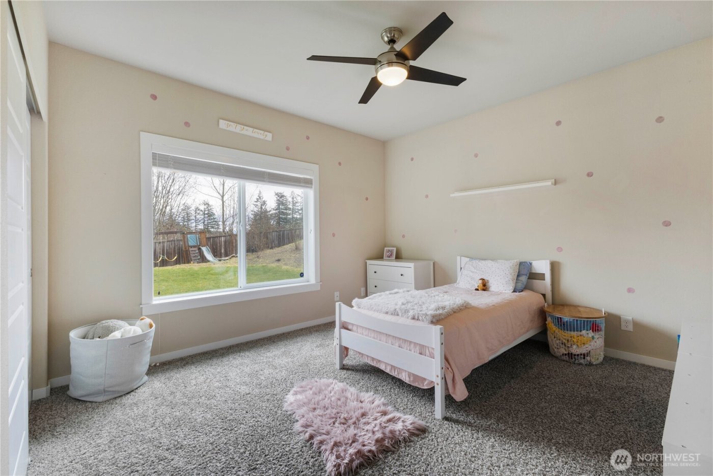 17112 25th Street Ct E, Lake Tapps, WA 98391