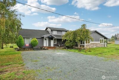 8754 Peavey Road , Sedro Woolley, WA 98284