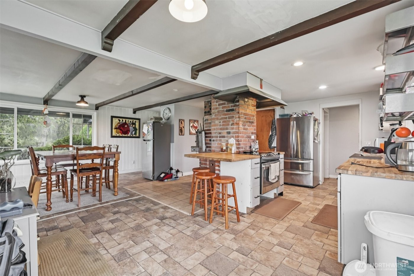 8754 Peavey Road , Sedro Woolley, WA 98284