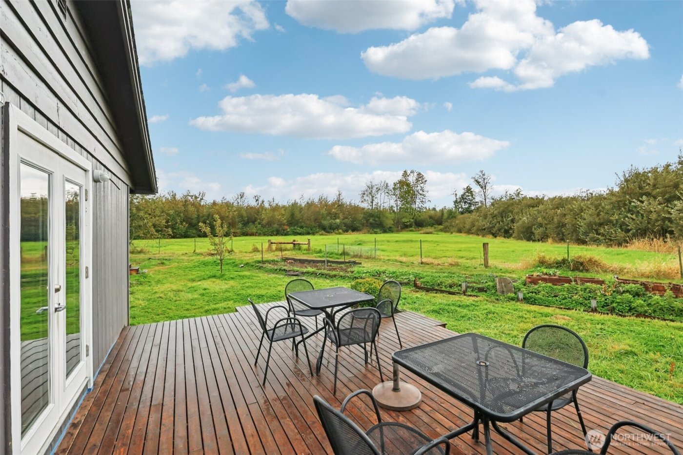 8754 Peavey Road , Sedro Woolley, WA 98284