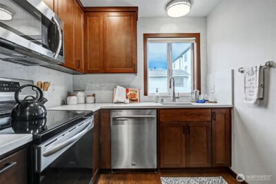 2422 NW 58th Street #202, Seattle, WA 98107 - Photo 11