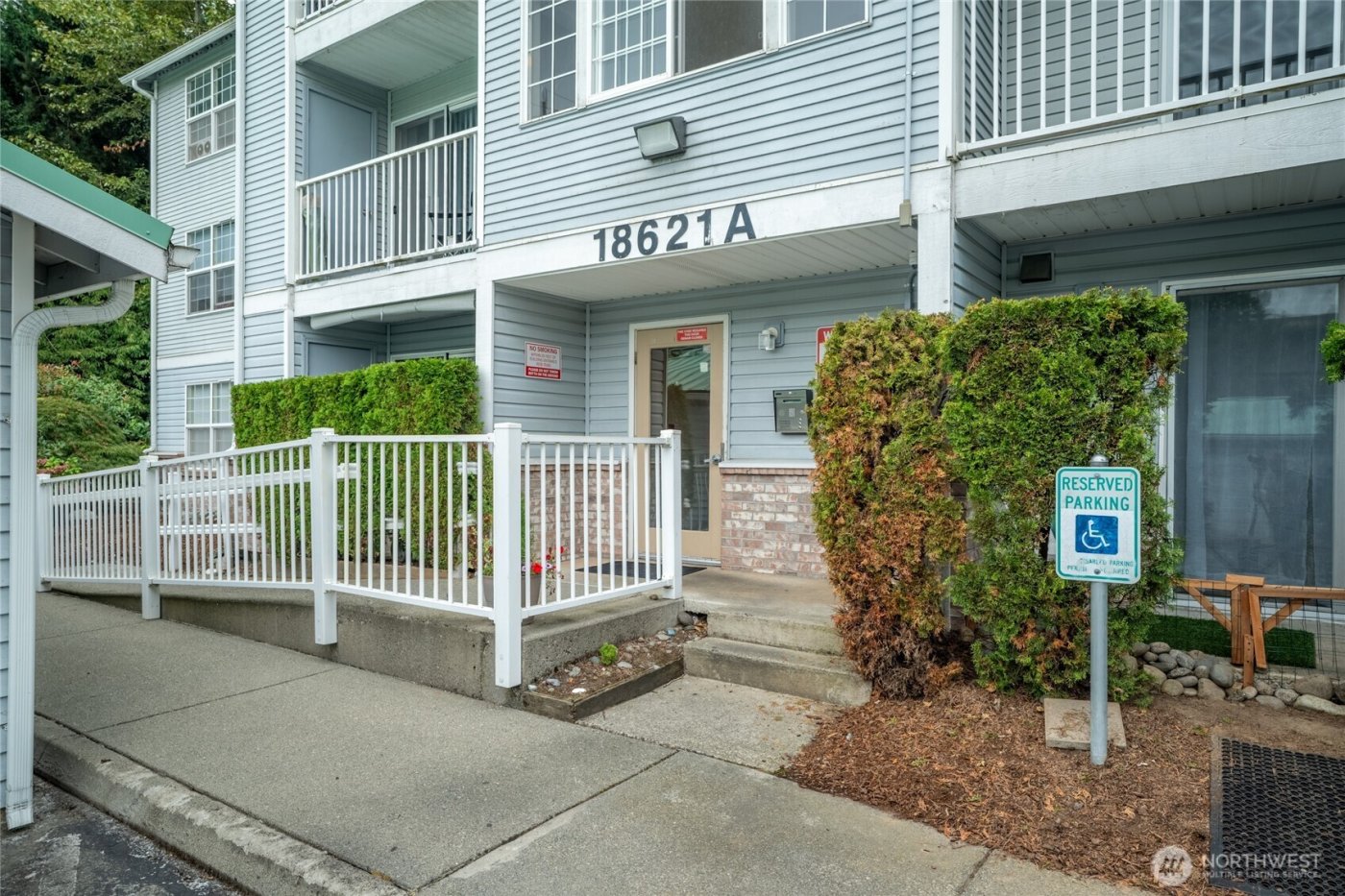 18621 Blueberry Lane #A-204, Monroe, WA 98272