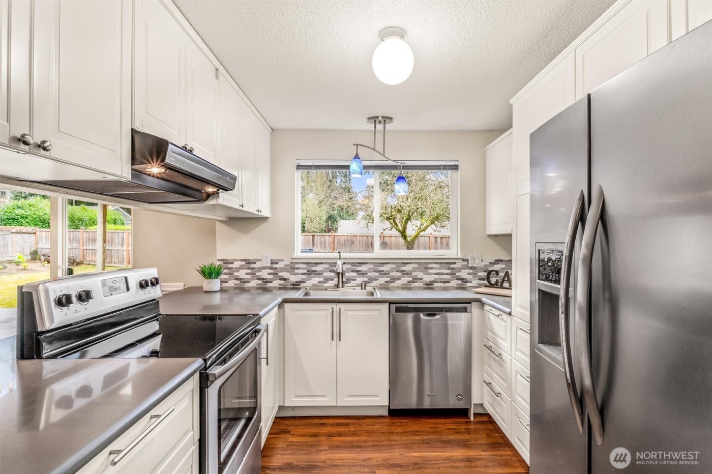 2611 NE 23rd Place , Renton, WA 98056