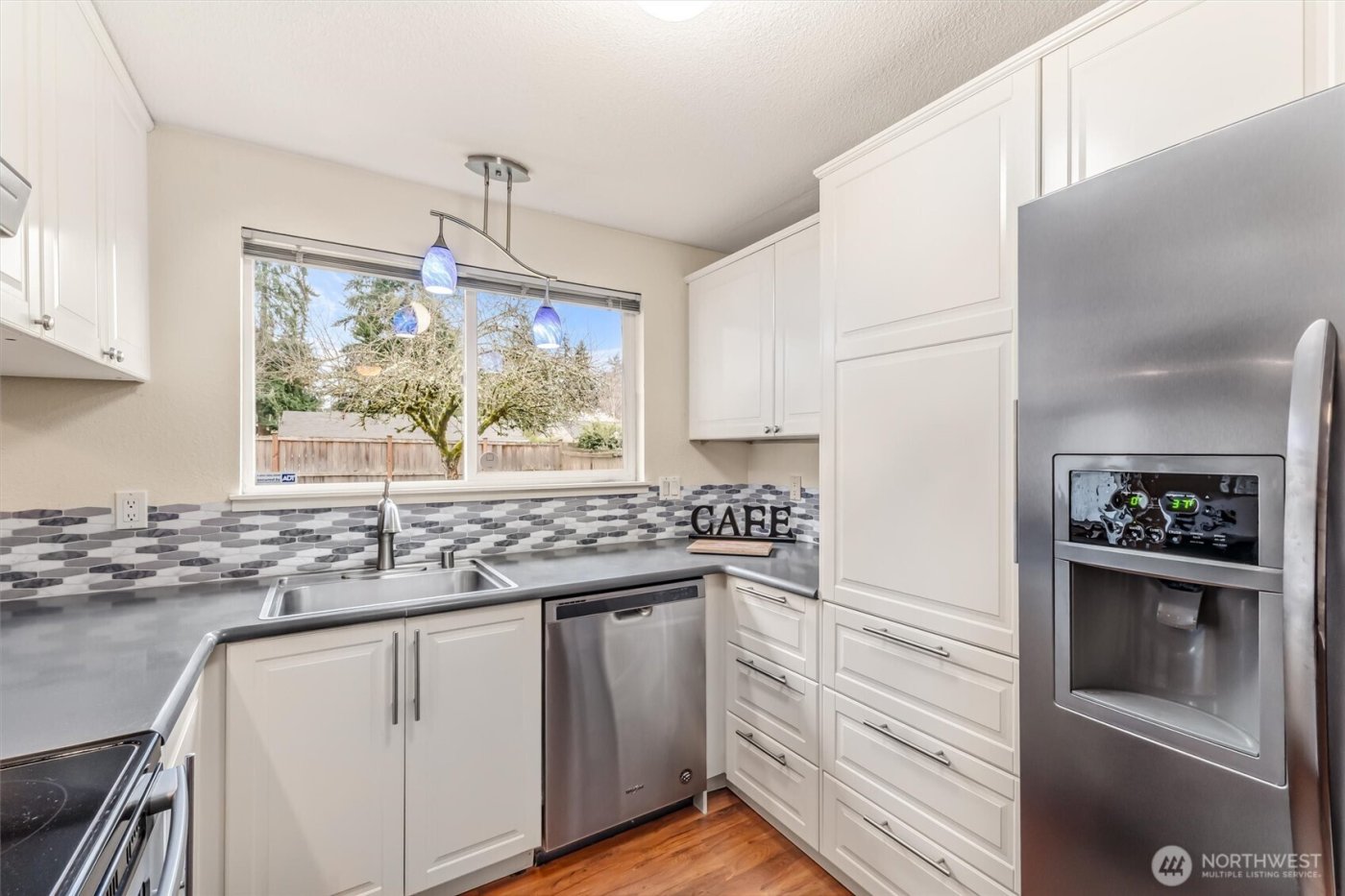 2611 NE 23rd Place , Renton, WA 98056