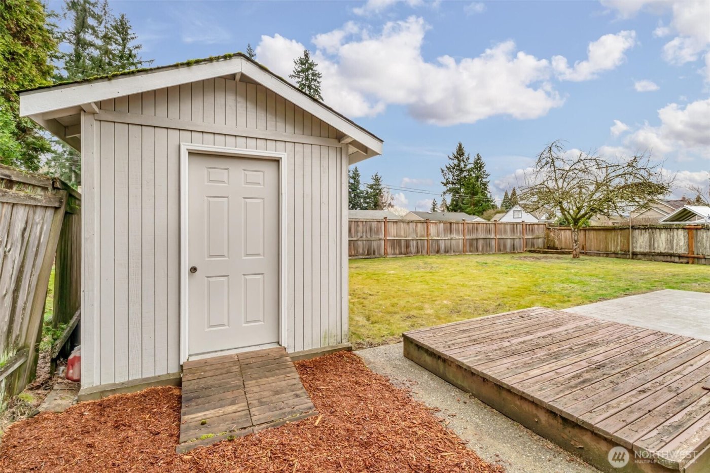 2611 NE 23rd Place , Renton, WA 98056