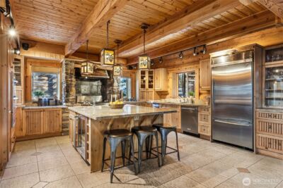 10 Summit Way , Snoqualmie Pass, WA 98068 - Photo 18