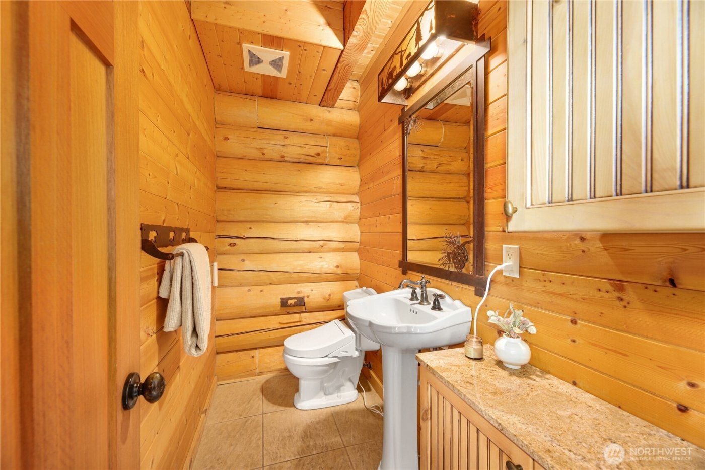 10 Summit Way , Snoqualmie Pass, WA 98068