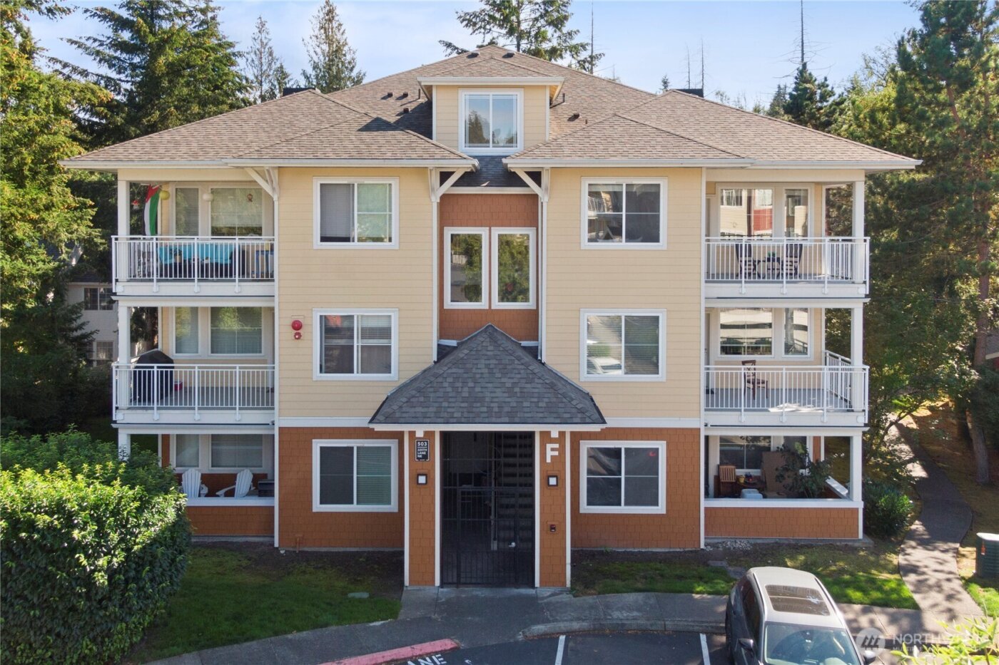 503 225th Lane NE #F306, Sammamish, WA 98074