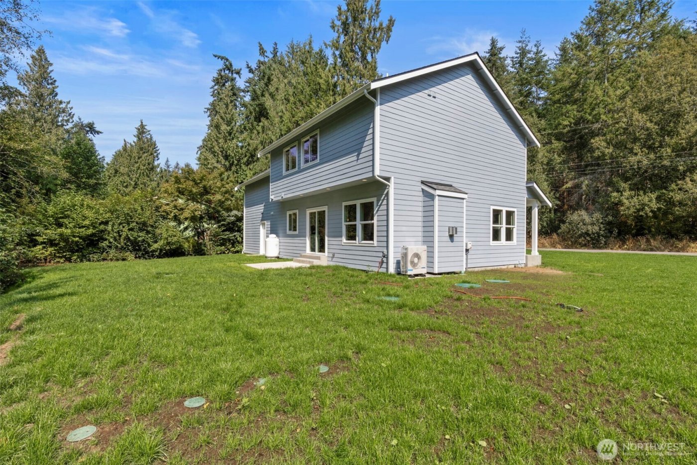 36671 Tamarack Drive NE, Hansville, WA 98340