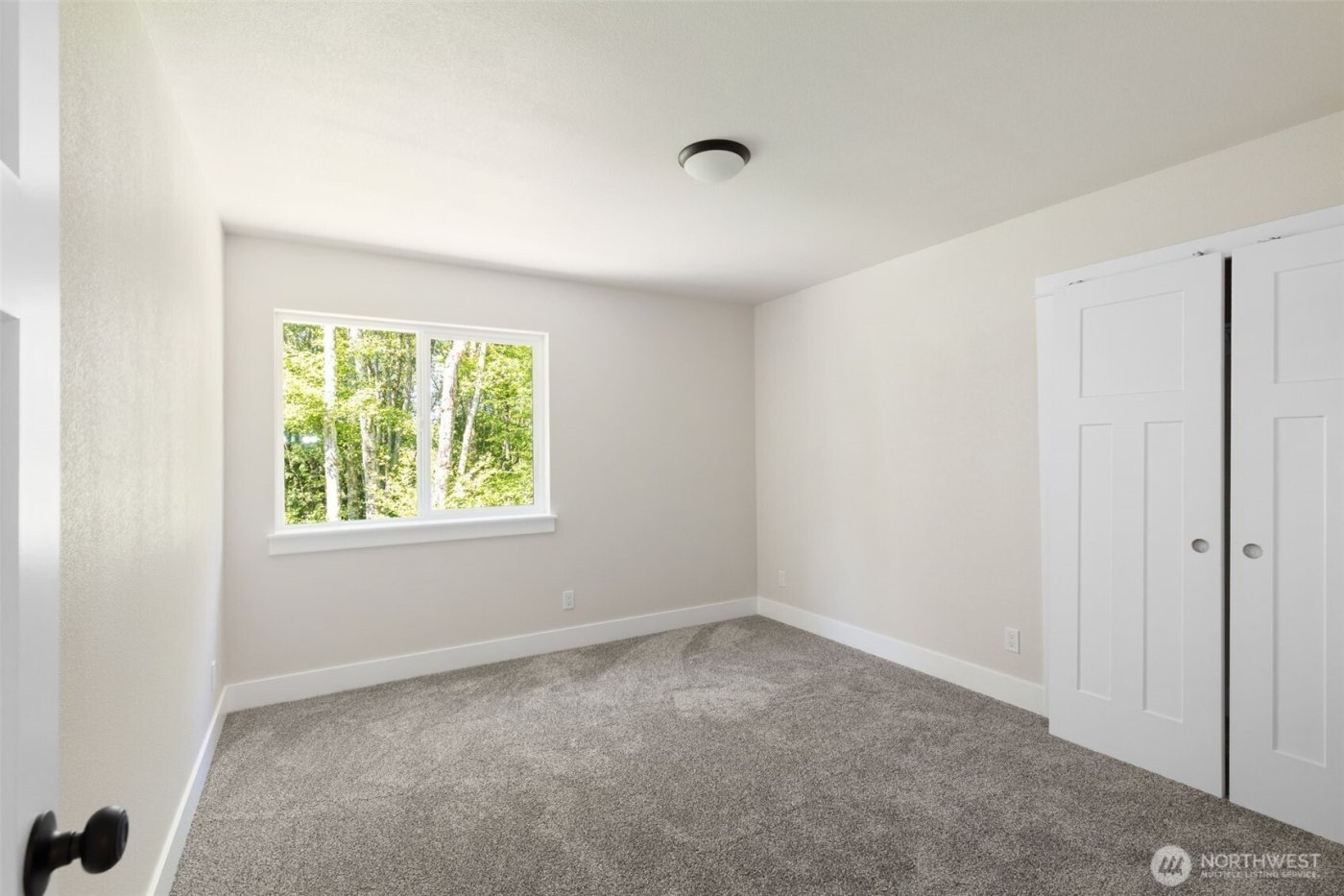 36671 Tamarack Drive NE, Hansville, WA 98340