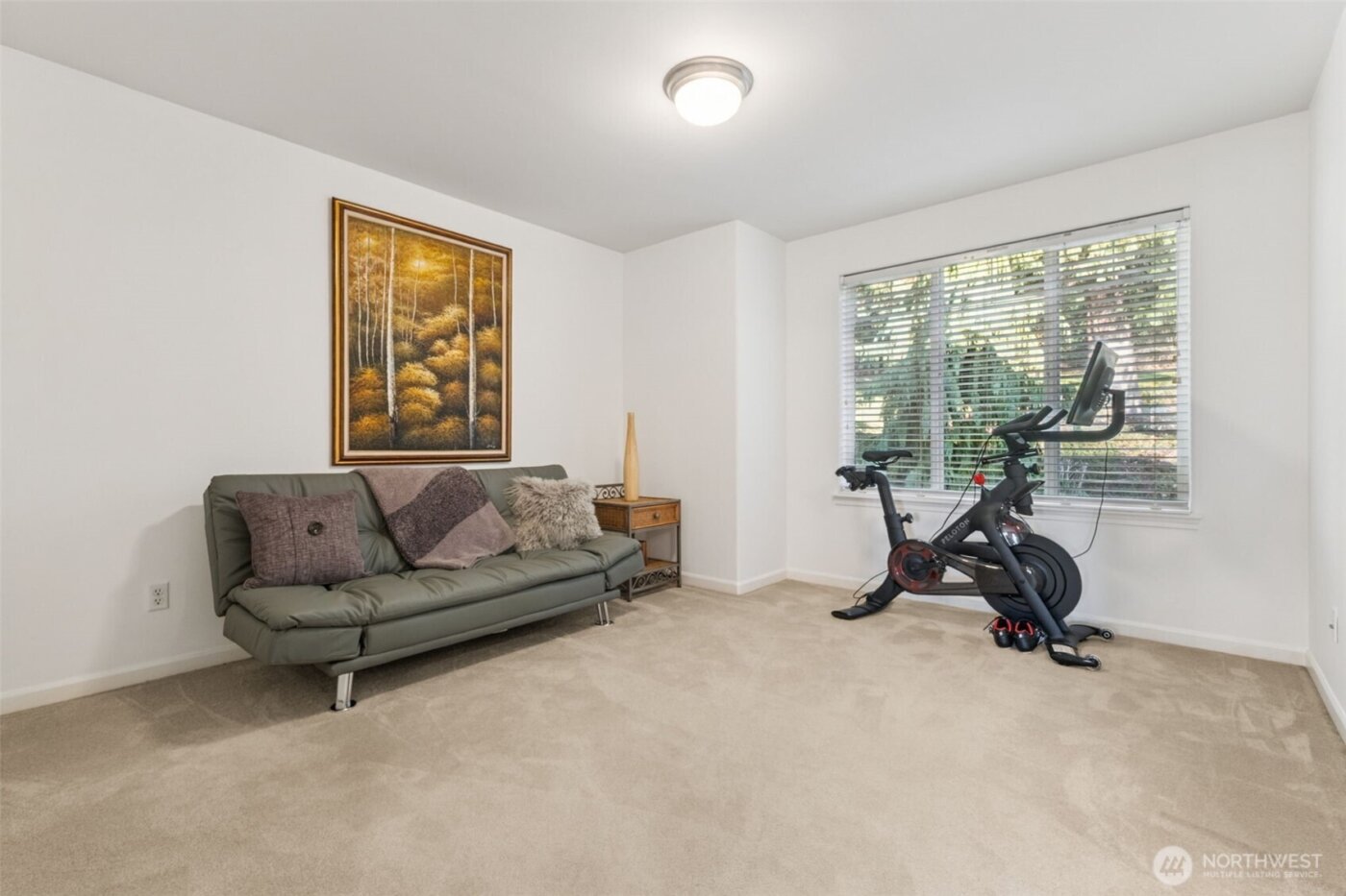 25913 SE 159 Street , Issaquah, WA 98027-8250