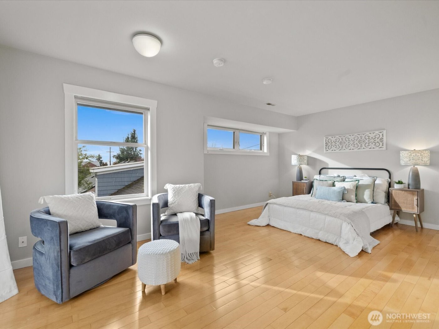 7532 9th Avenue NE, Seattle, WA 98115