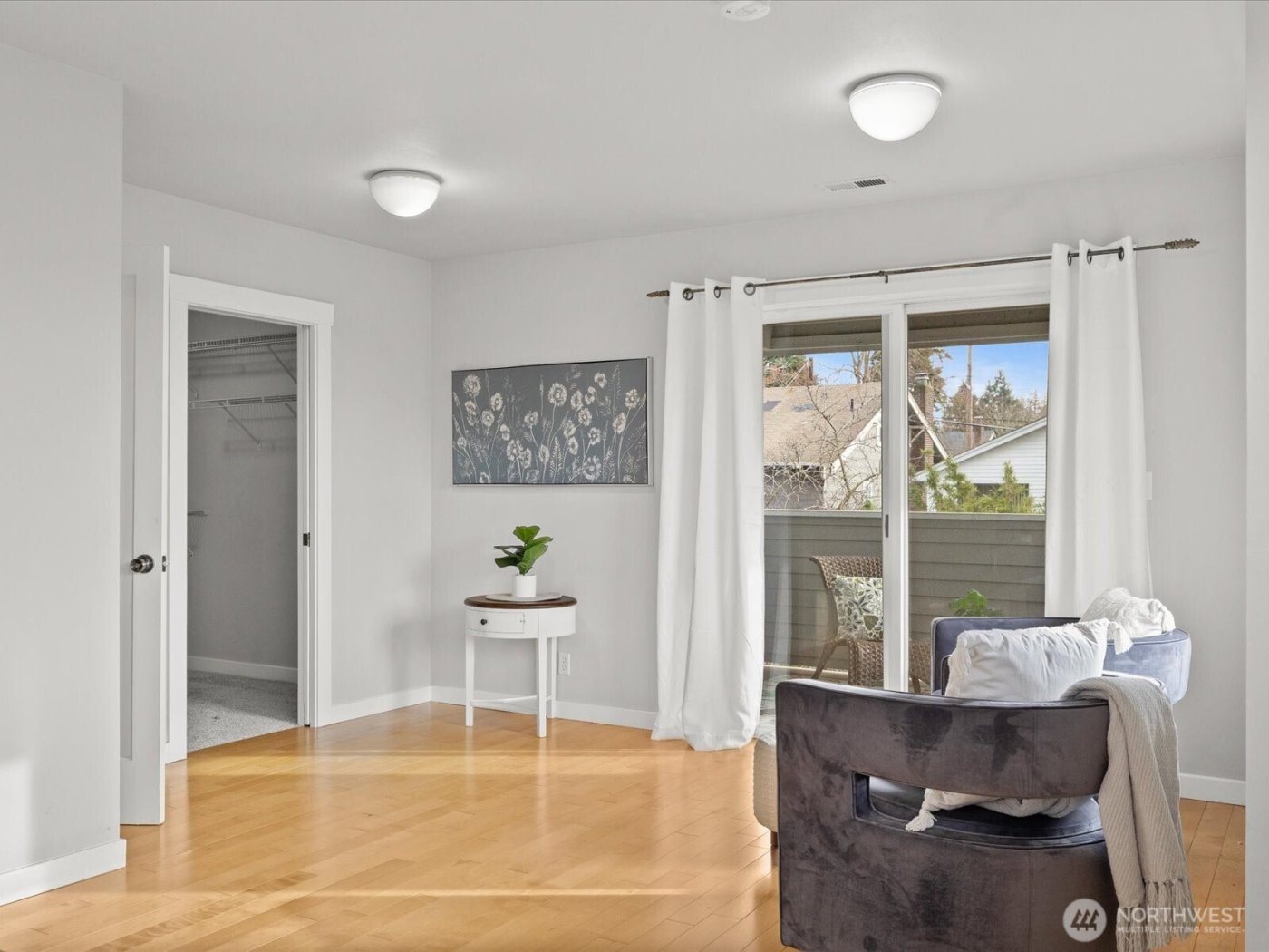 7532 9th Avenue NE, Seattle, WA 98115