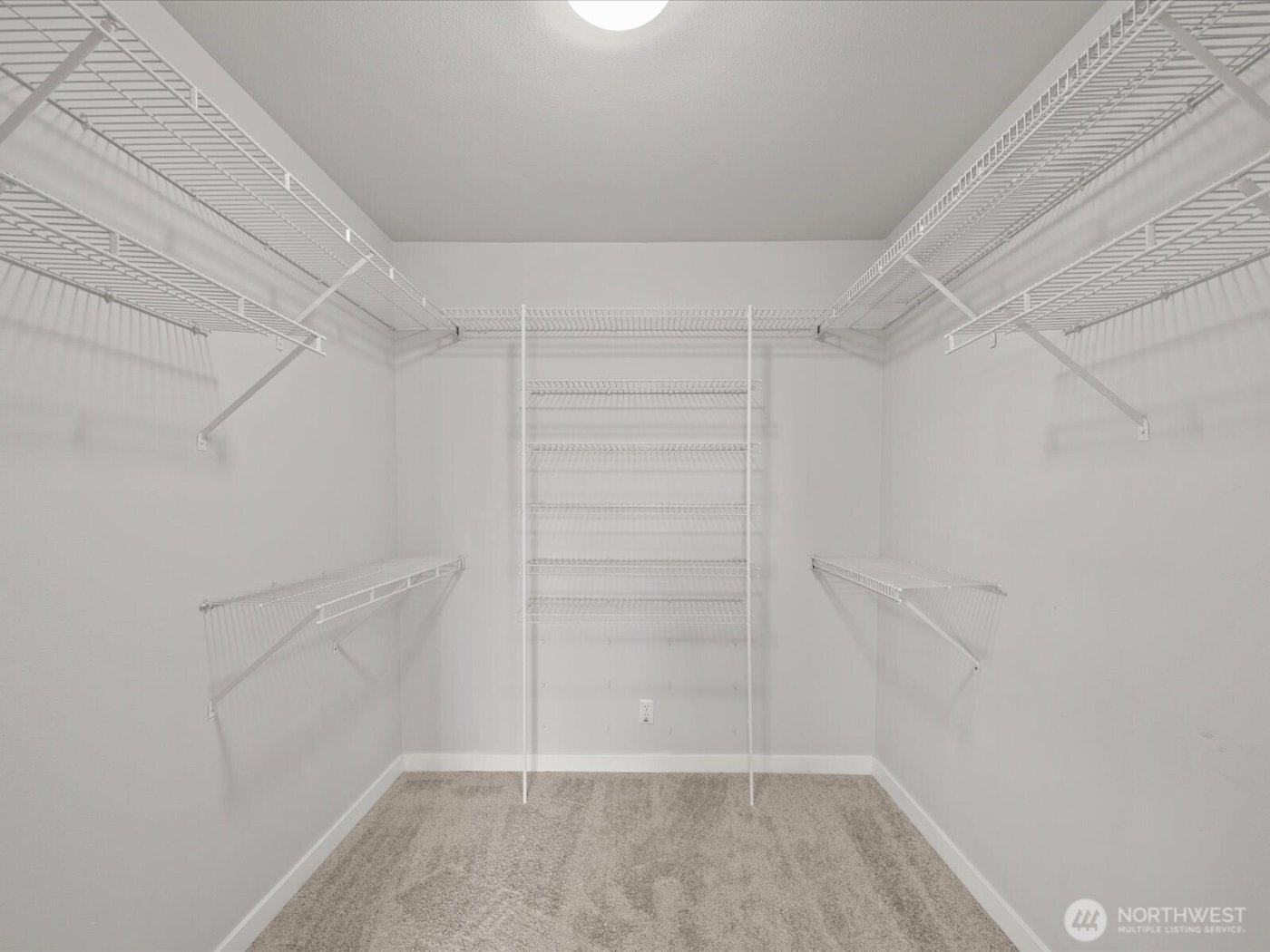 7532 9th Avenue NE, Seattle, WA 98115