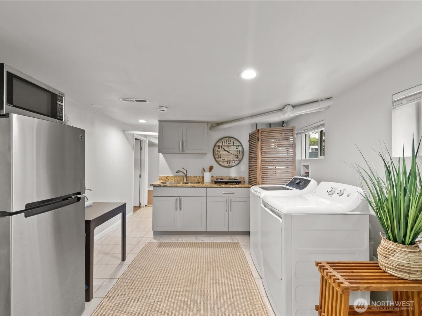 7532 9th Avenue NE, Seattle, WA 98115