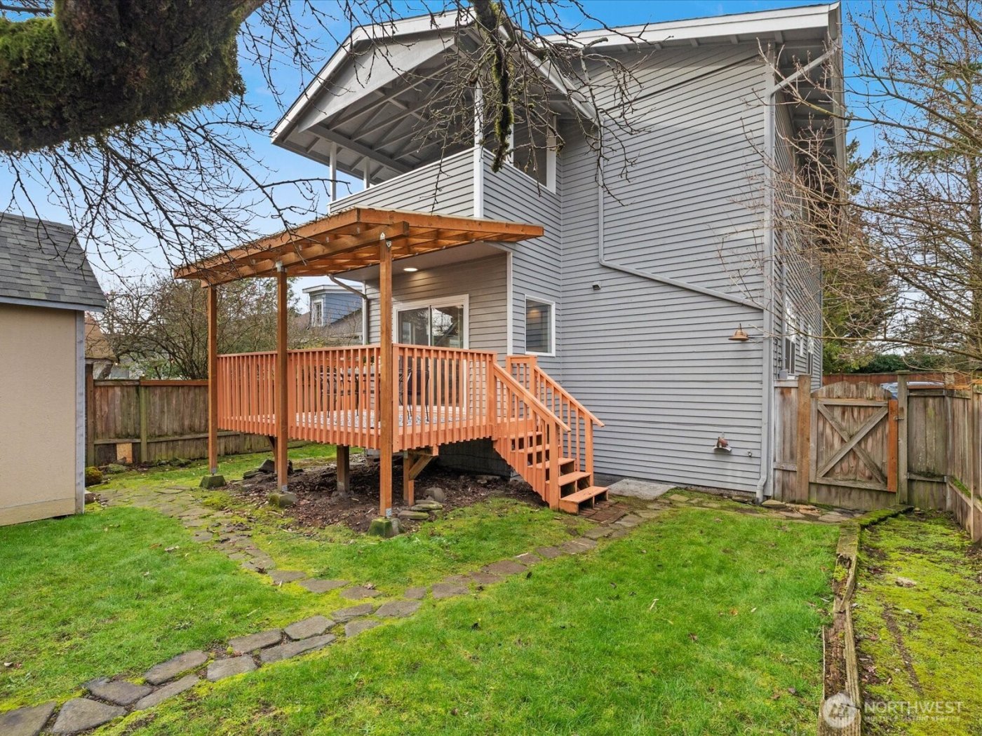 7532 9th Avenue NE, Seattle, WA 98115