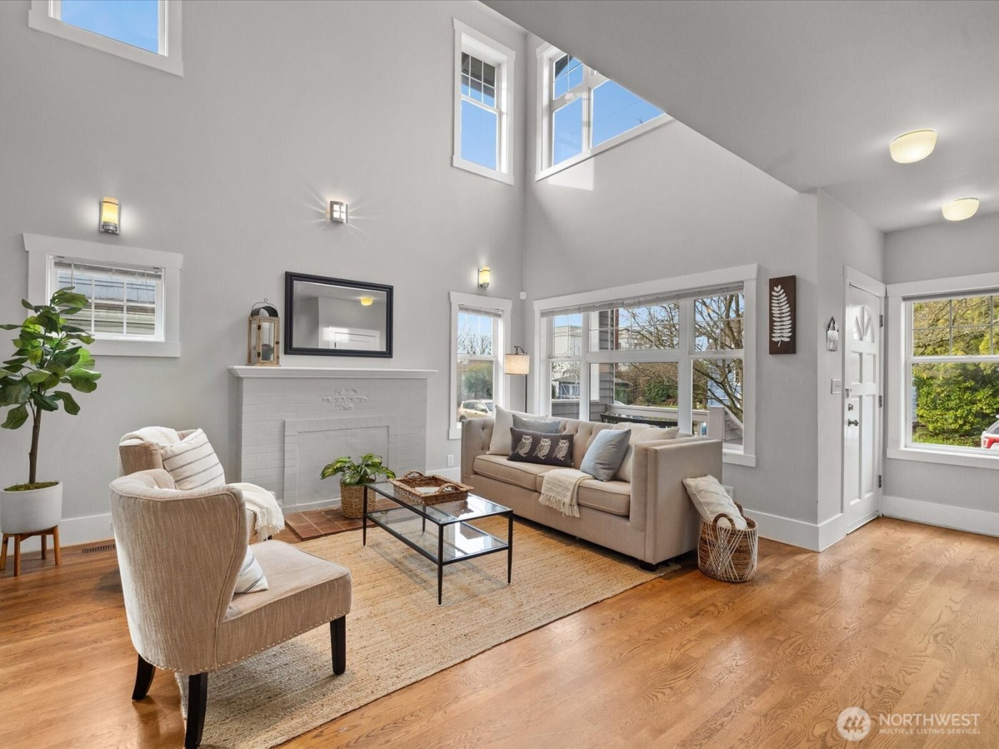 7532 9th Avenue NE, Seattle, WA 98115