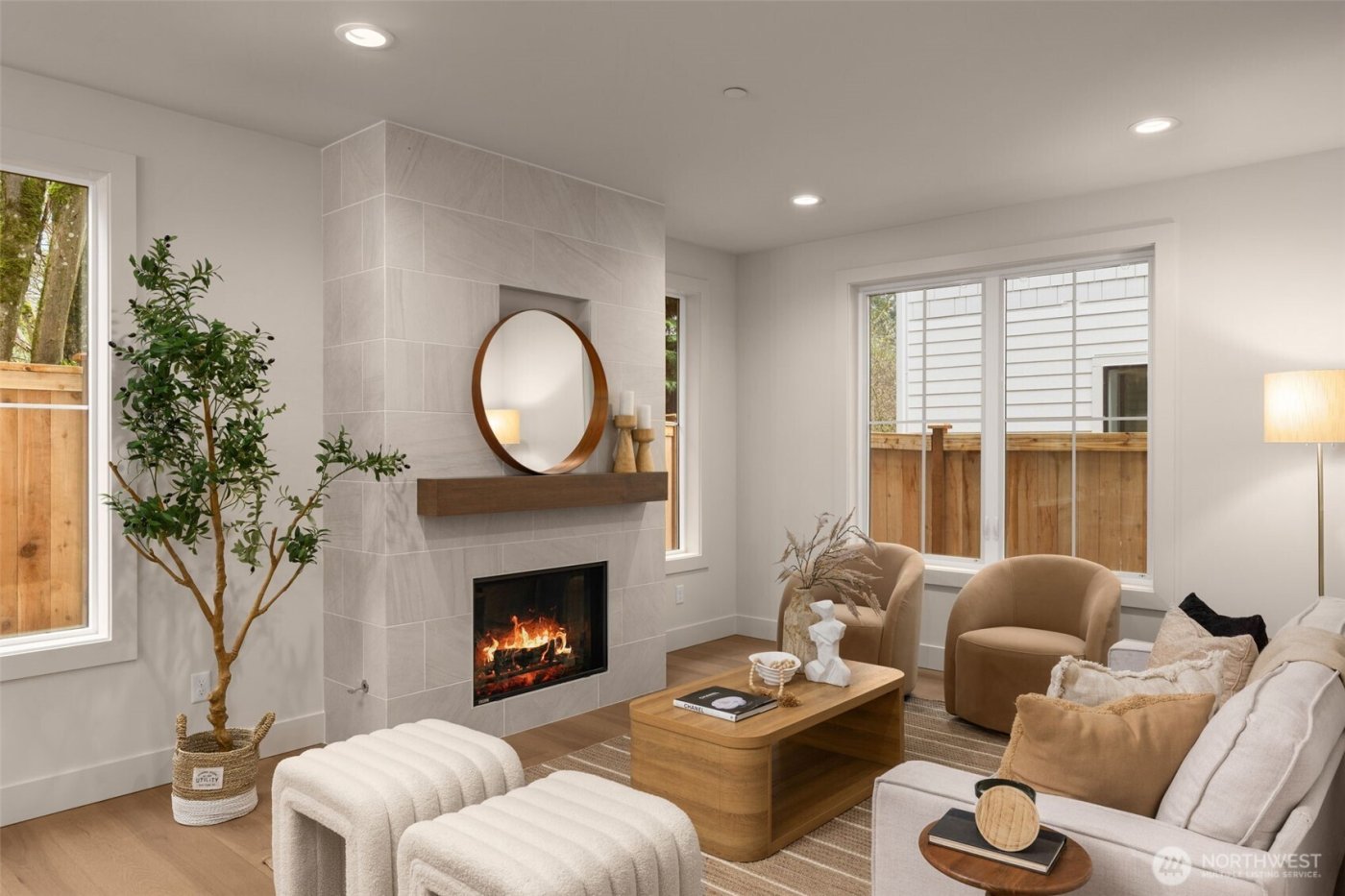 10618 NE 54th Lane , Kirkland, WA 98033