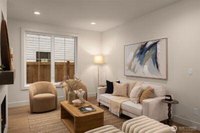 10618 NE 54th Lane , Kirkland, WA 98033 - Photo 9