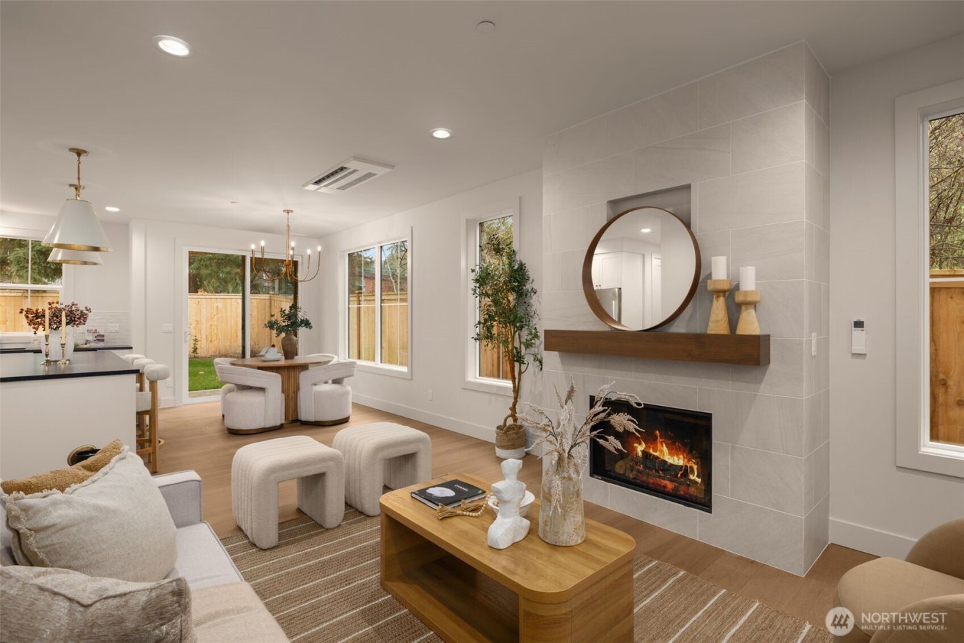 10618 NE 54th Lane , Kirkland, WA 98033