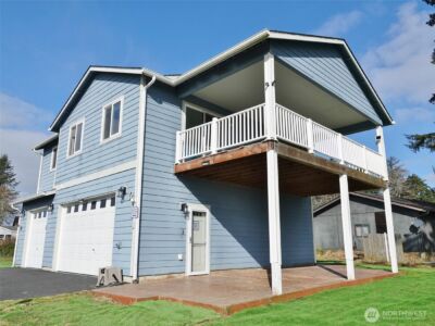 500 Chenois Avenue NE, Ocean Shores, WA 98569 - Photo 2